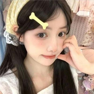 噢,亲爱的莫妮卡